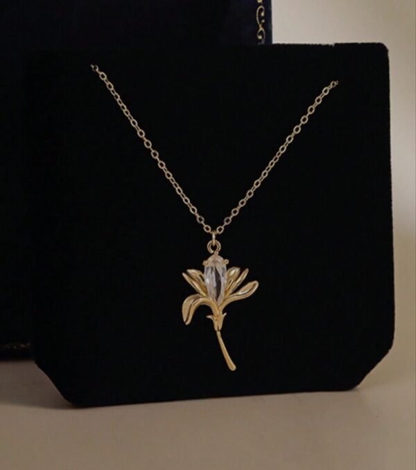 Collar Lirio