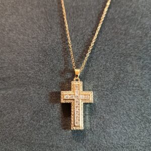 Collar Crucifijo Elegante chapado oro